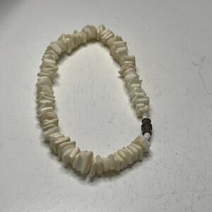 Shell chip puca puka shell anklet burnished gold tone clasp large bracelet